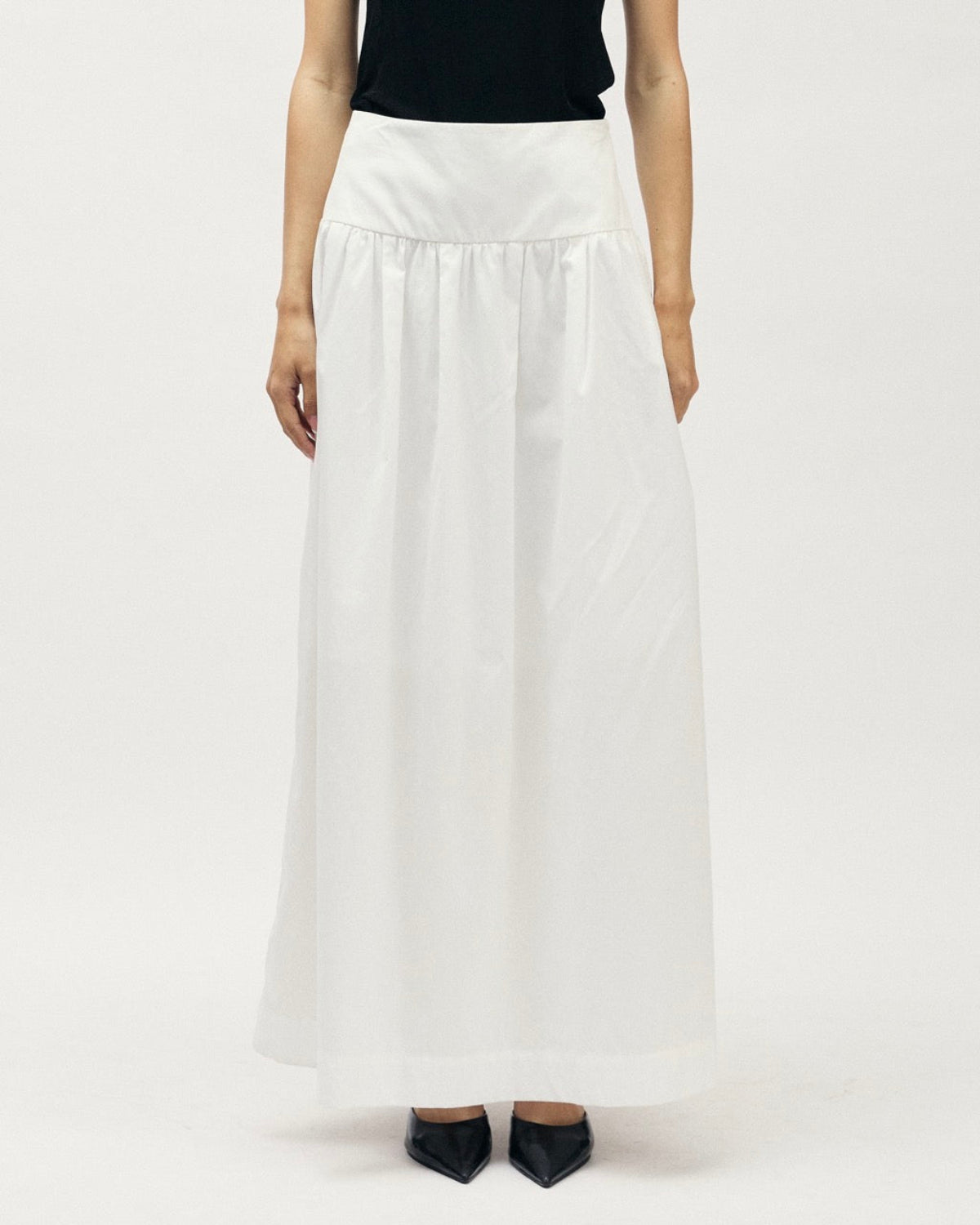 AIMER - Oversized A Skirt in White Cotton