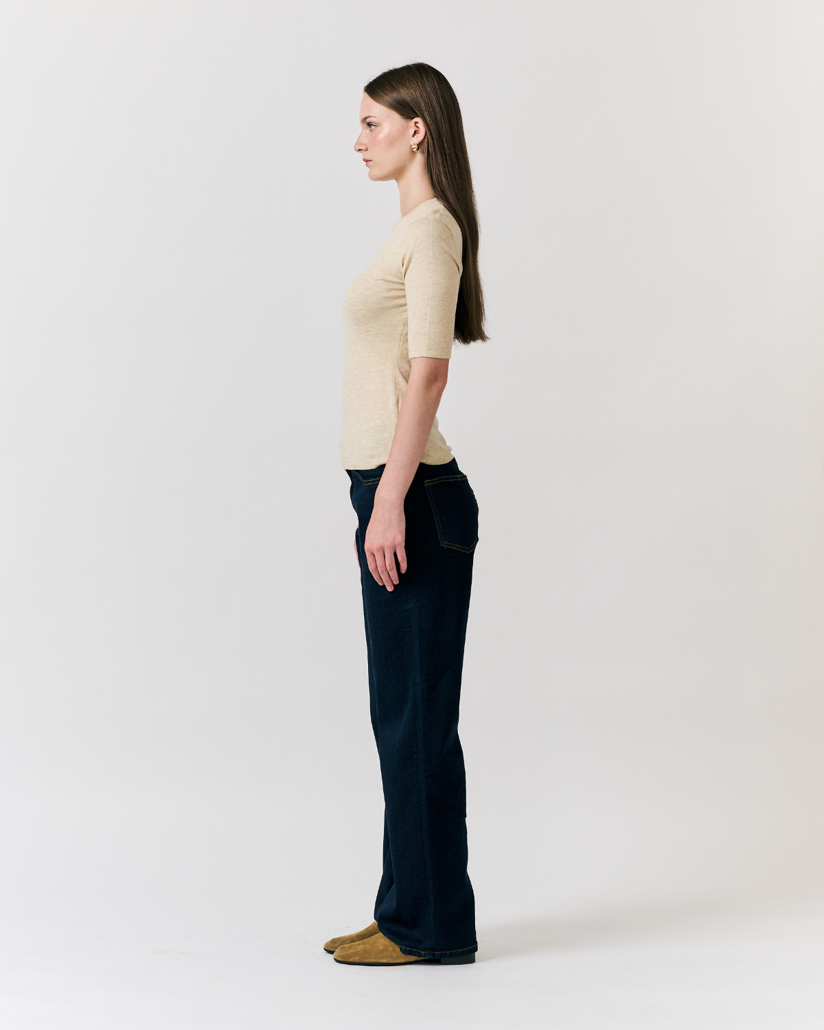 Été Parisien - Slim Knitted Cashmere Top in Beige