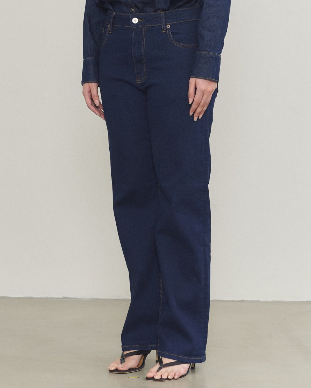 AIMER - Straight Fit Jeans in Dark Denim