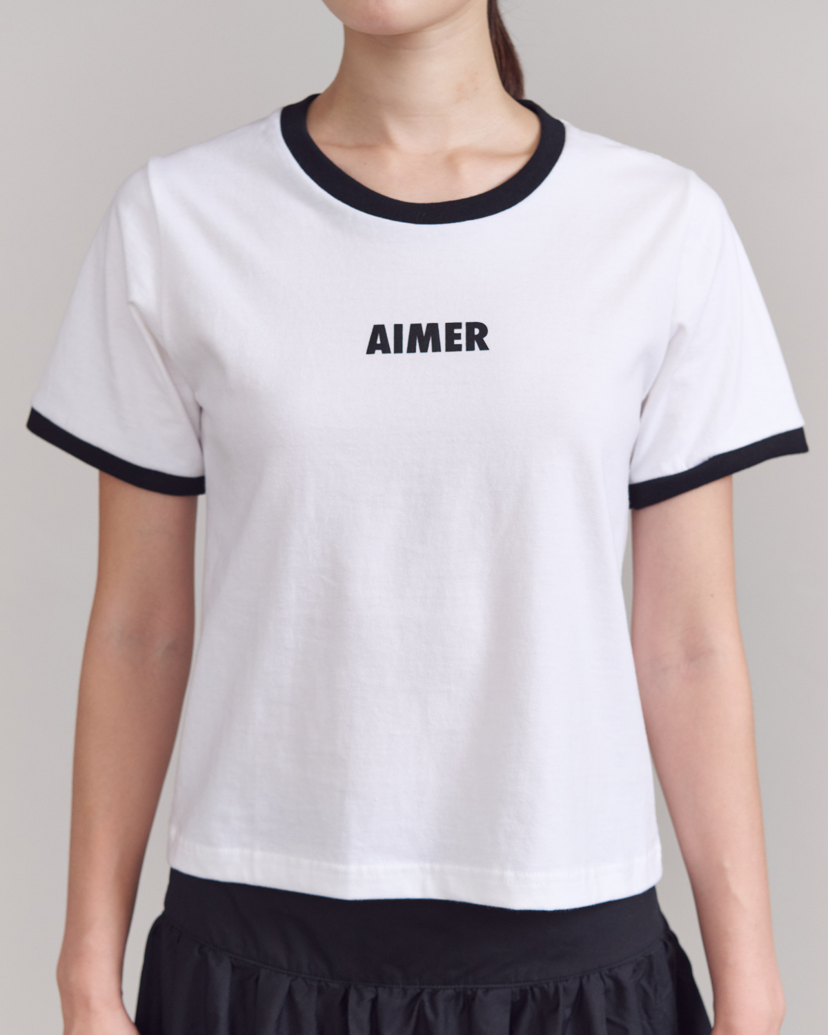 AIMER - Classic Contrast Ribbed T-Shirt in Black