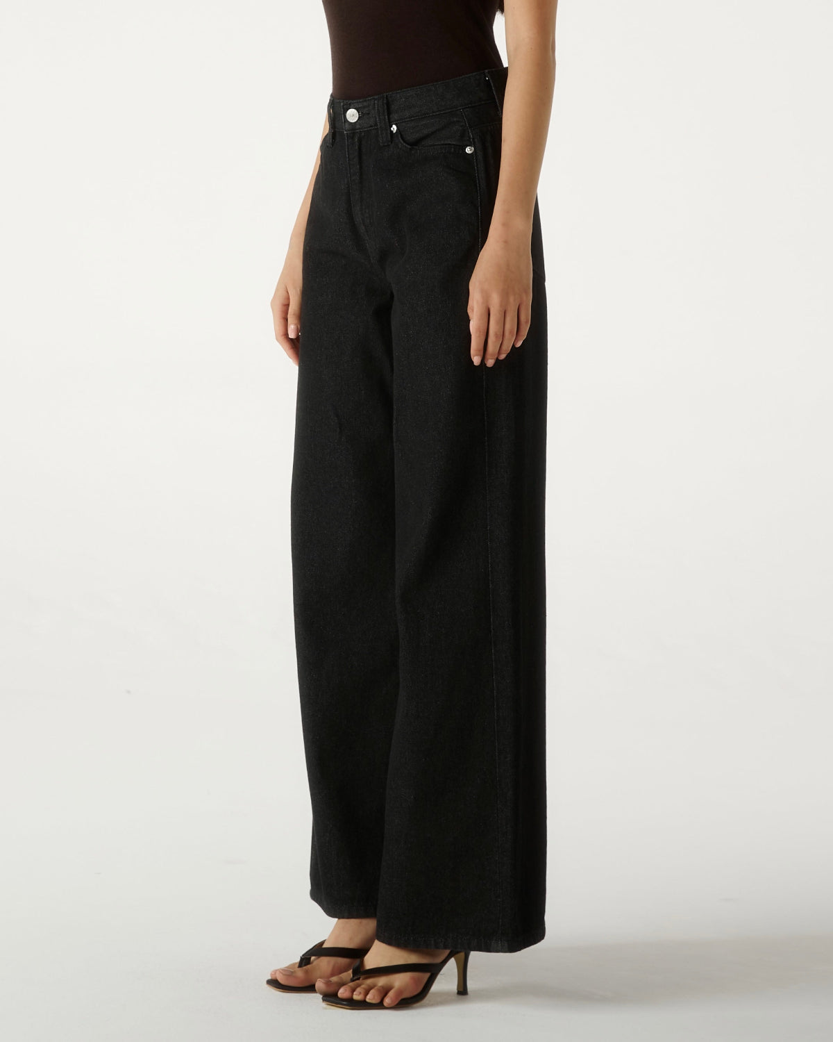 AIMER - 90s Baggy Jeans in Black