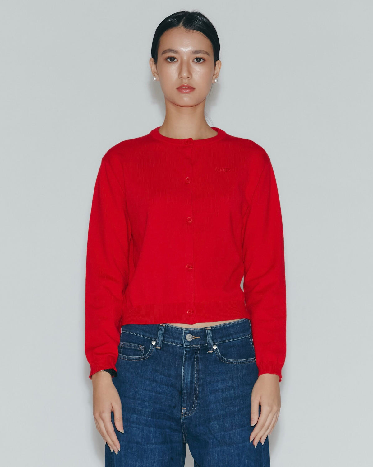 AIMER - Essential Cardigan in Rouge