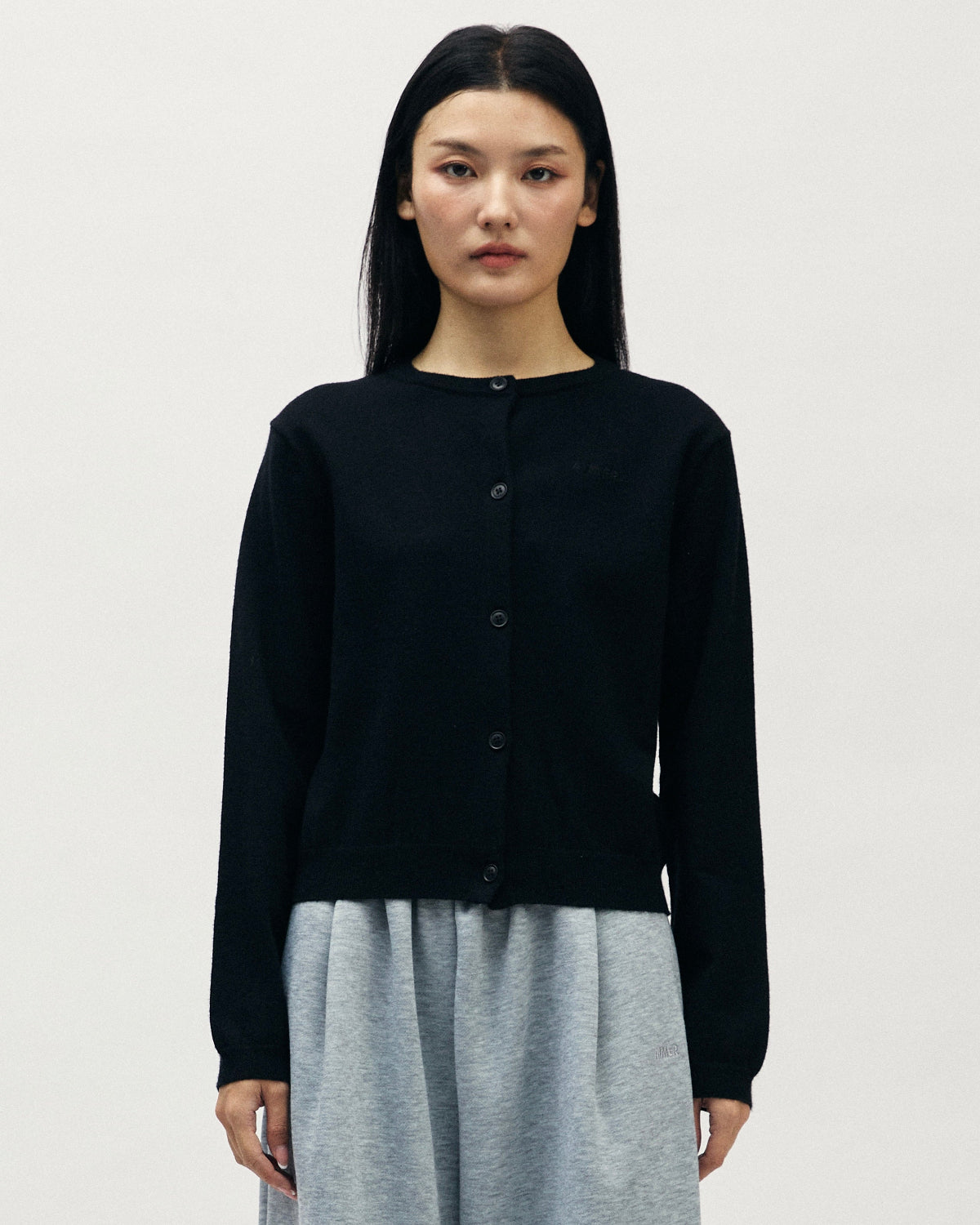 AIMER - Essential Cardigan in Black
