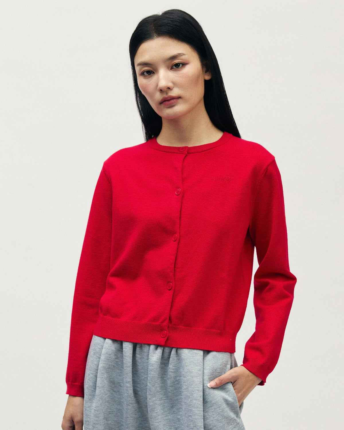 AIMER - Essential Cardigan in Rouge