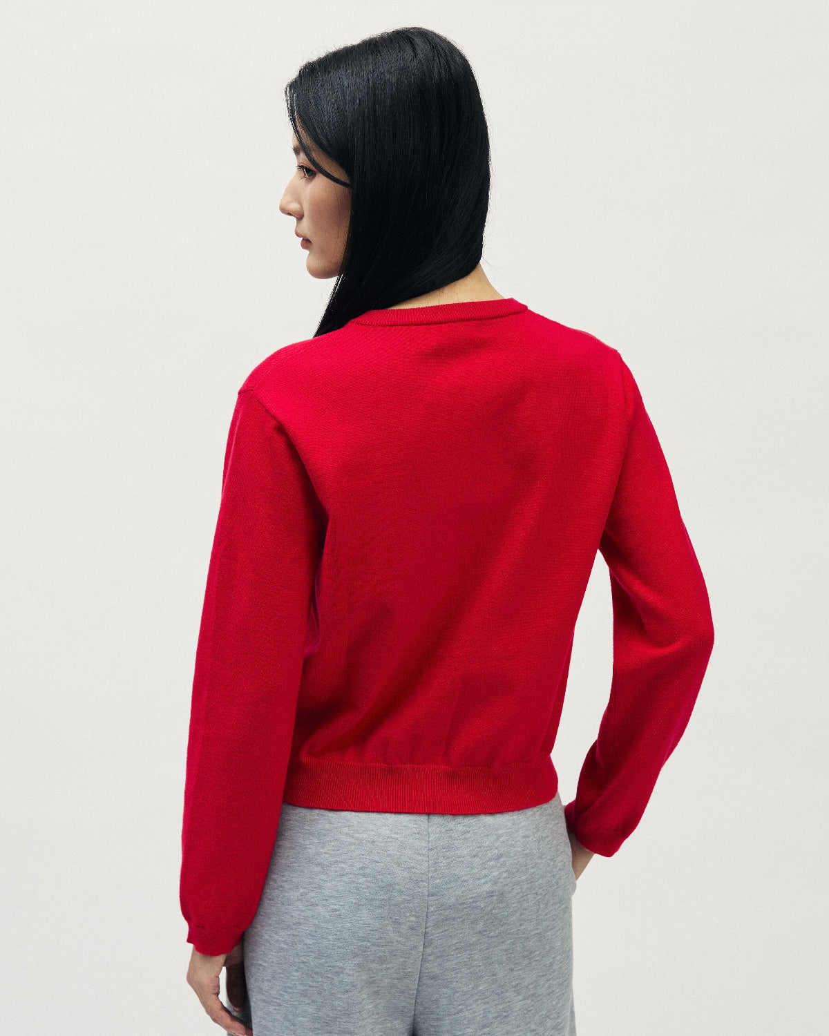 AIMER - Essential Cardigan in Rouge
