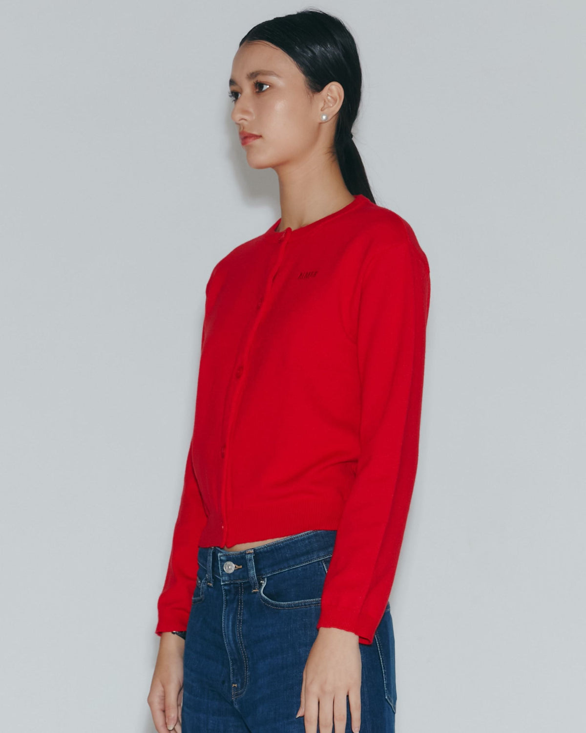 AIMER - Essential Cardigan in Rouge