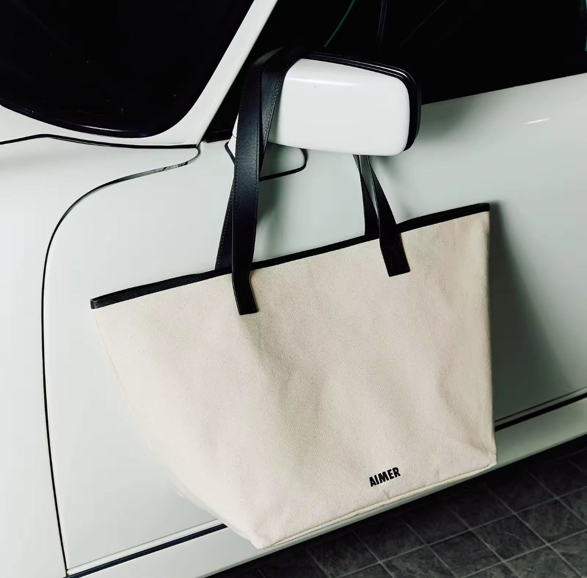 AIMER Everyday Tote Bag