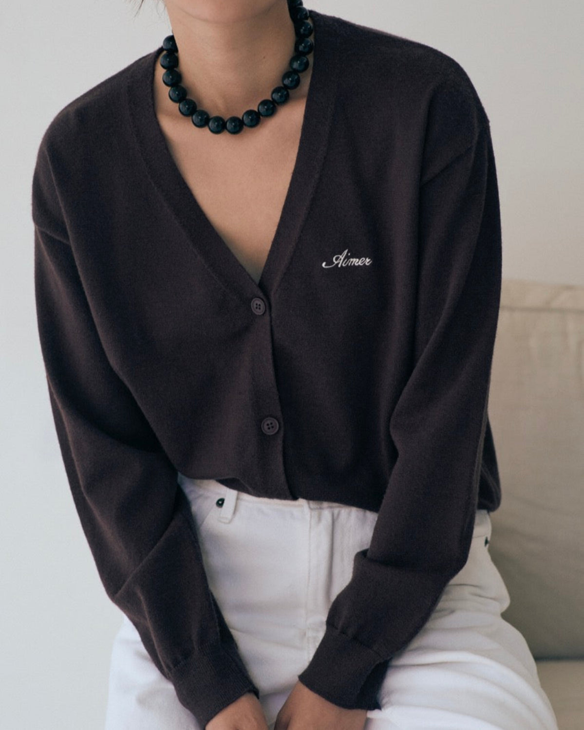 Le Hotelier - AIMER V-NECK Cardigan in Dark Brown
