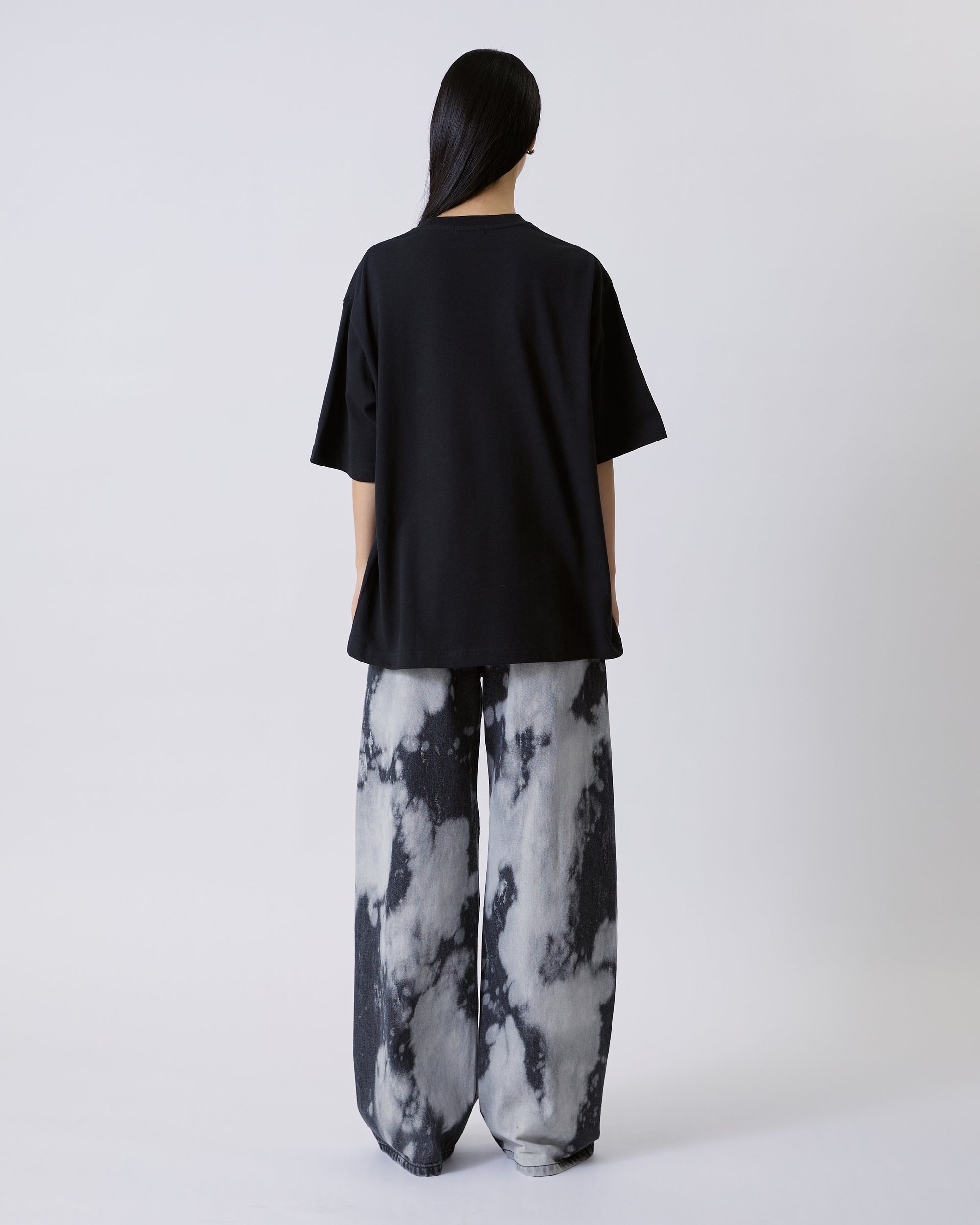 Jungle Urbaine - AIMER Essential Embroidery T-Shirt in Faded Black