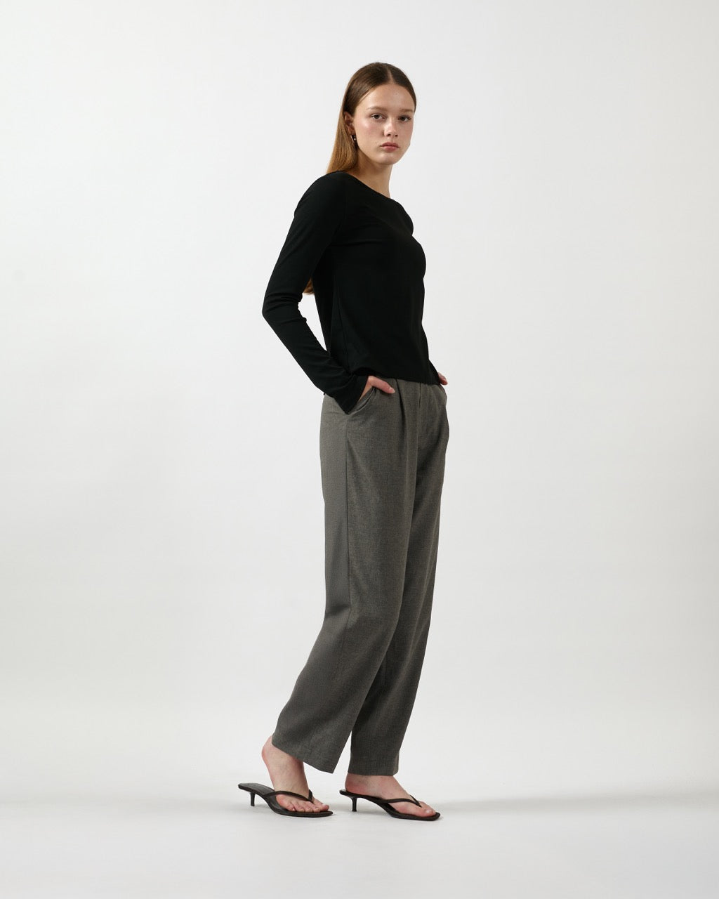 AIMER Core Essential - Classic Long Sleeve T-Shirt in Black