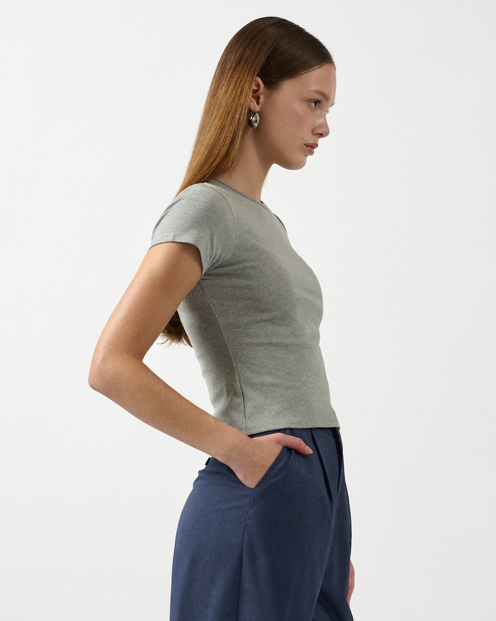 AIMER Core Essential - Ivy Slim Fit T-Shirt in Grey
