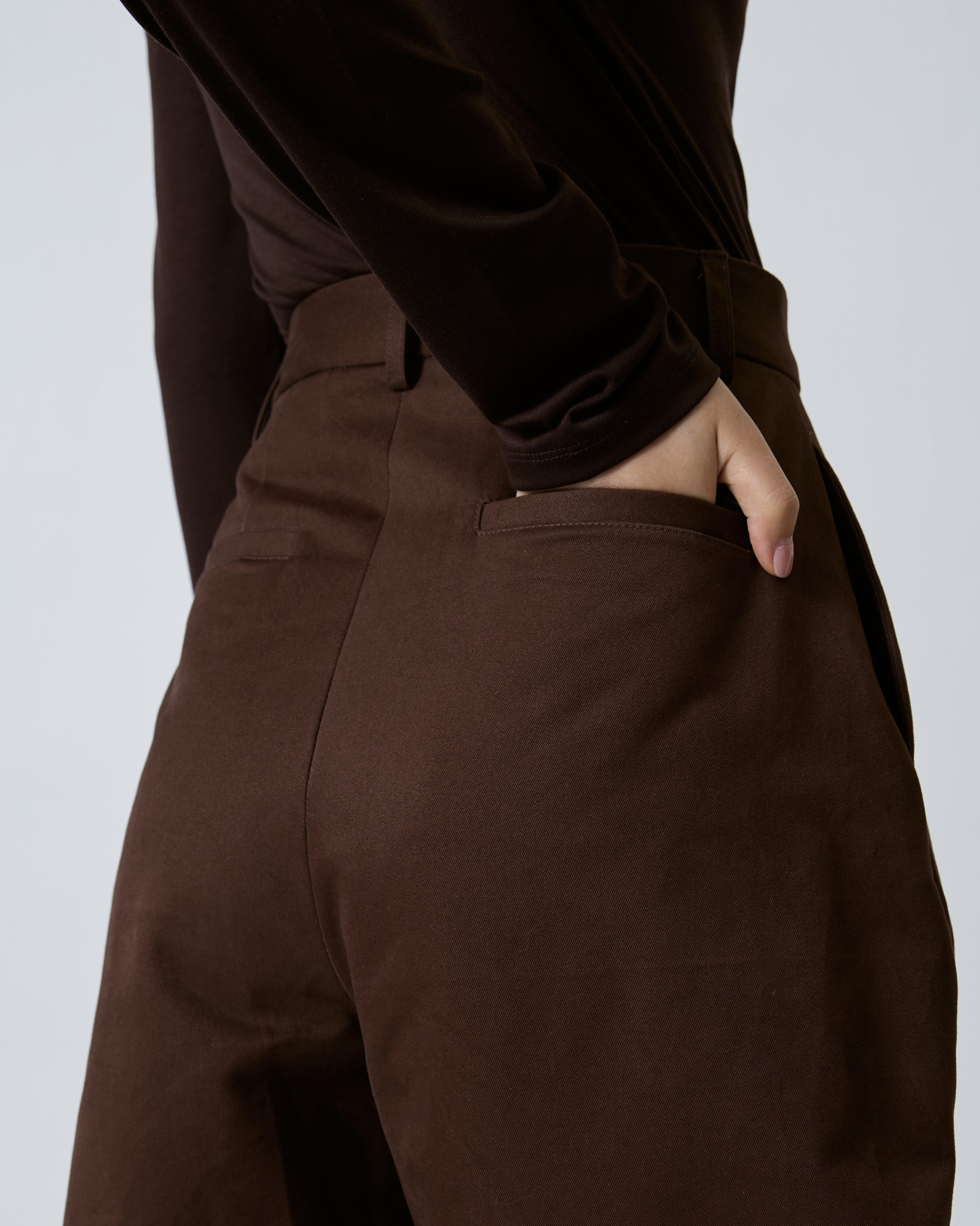 Jungle Urbaine - Barrel Trousers in Brown Wool
