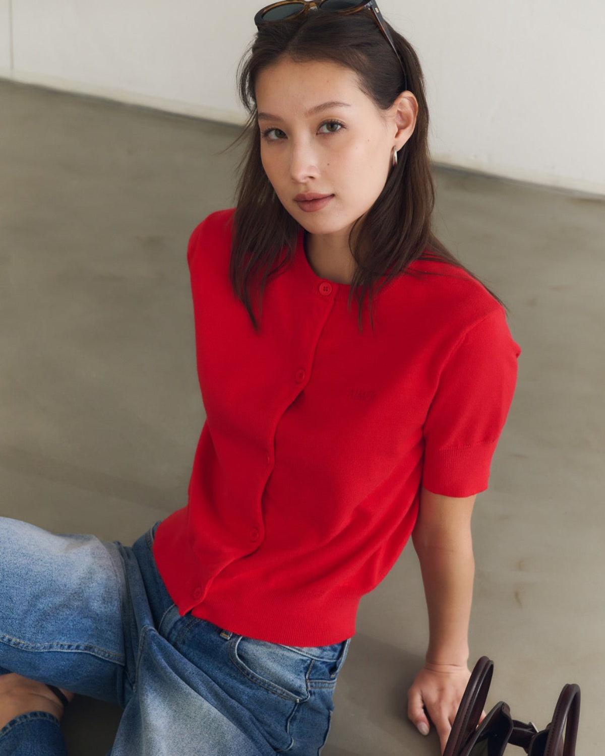 AIMER - Essential Cardigan Short Sleeve in Rouge