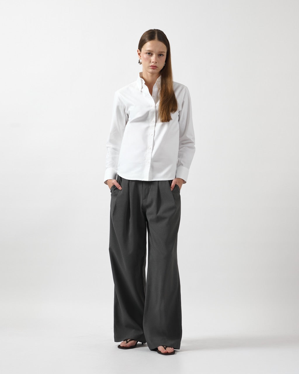 AIMER Core Essential - Double Pleated Oversized Trousers in Dark Grey