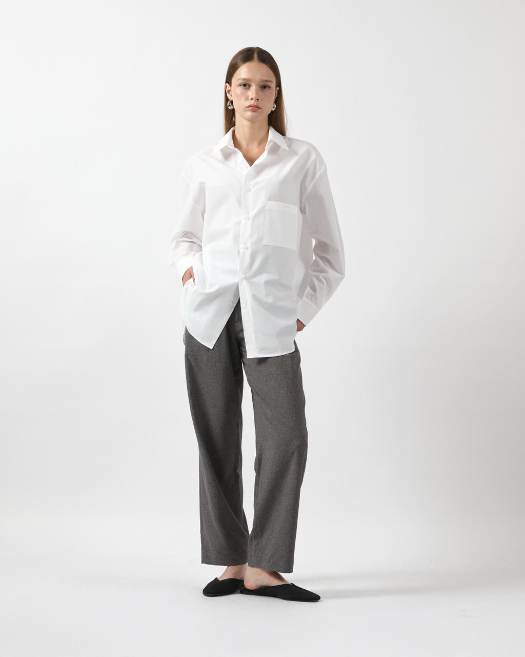 AIMER Core Essential - Oversized Shirt in White Poplin