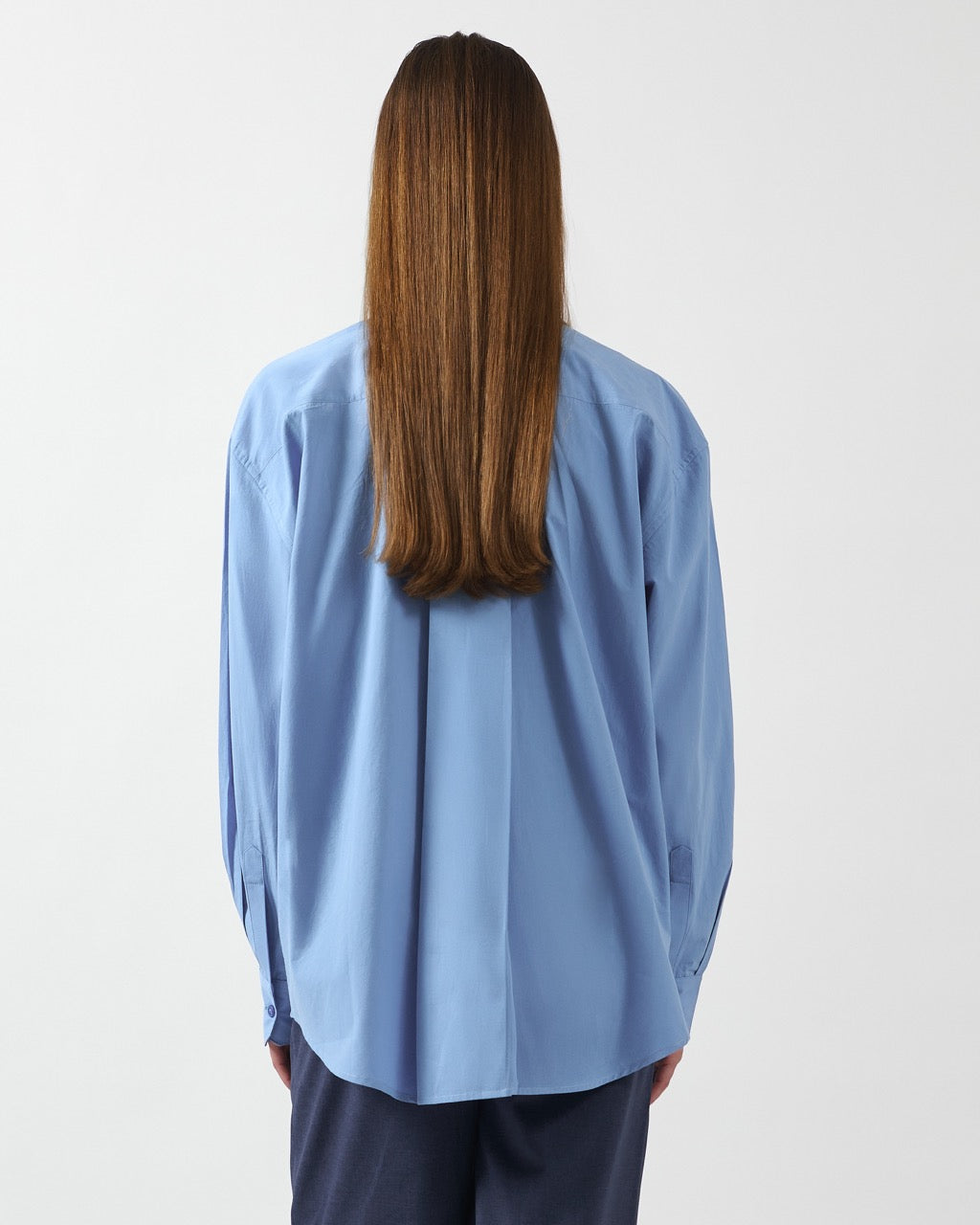 AIMER Core Essential - Oversized Shirt in Blue Poplin