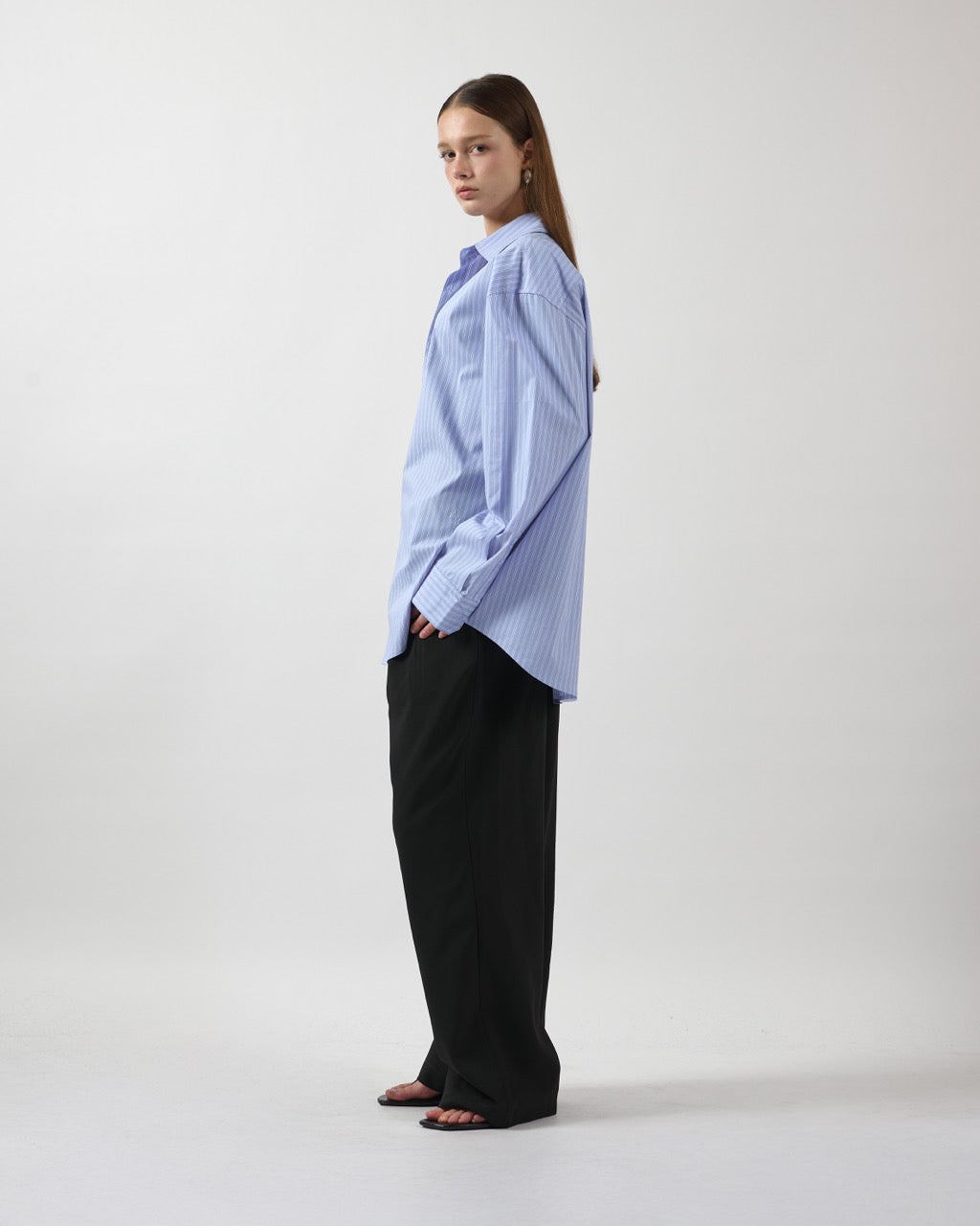 AIMER Core Essential - Oversized Shirt in Blue Pinstripe