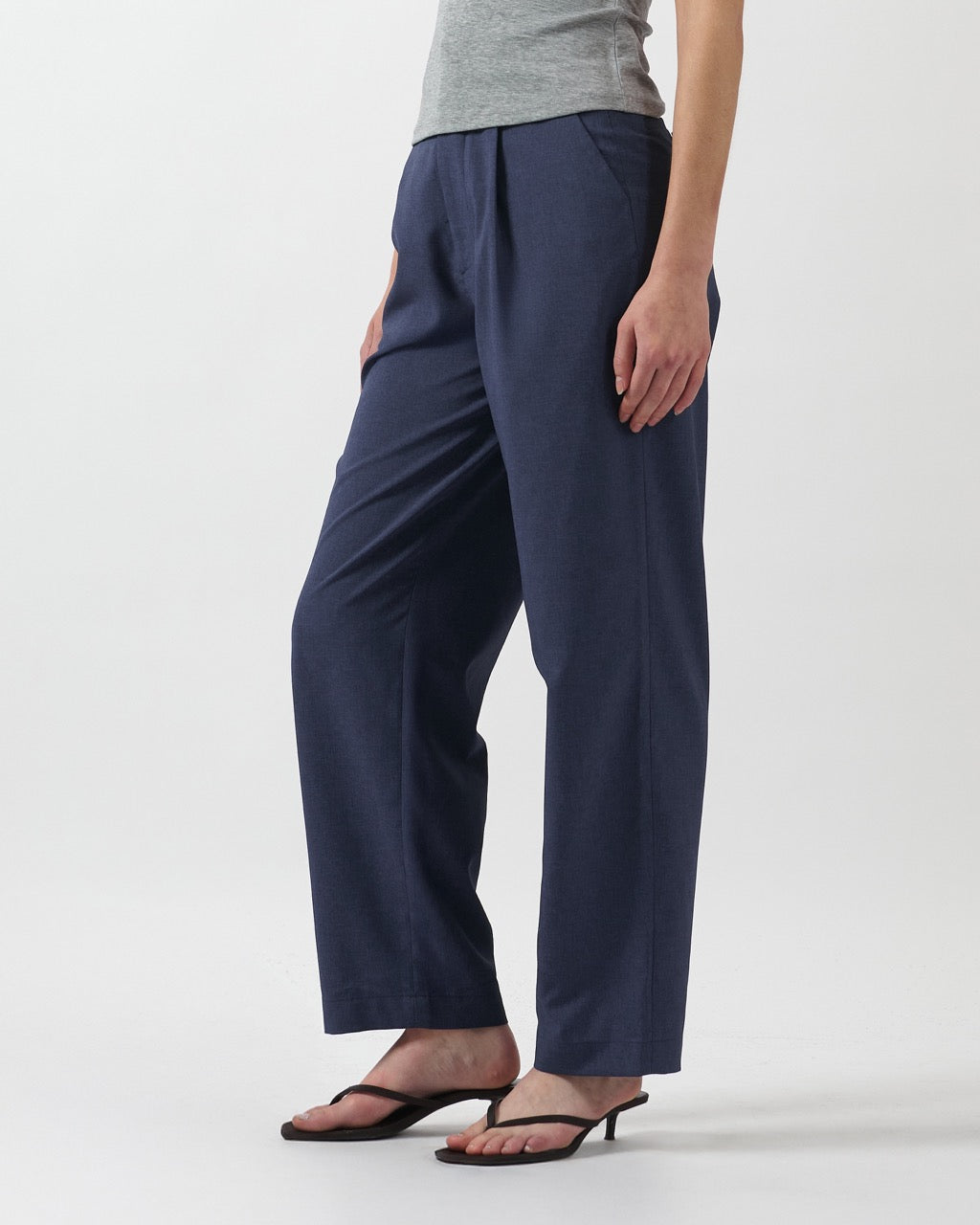 AIMER Core Essential - Straight Fit Trousers in Navy