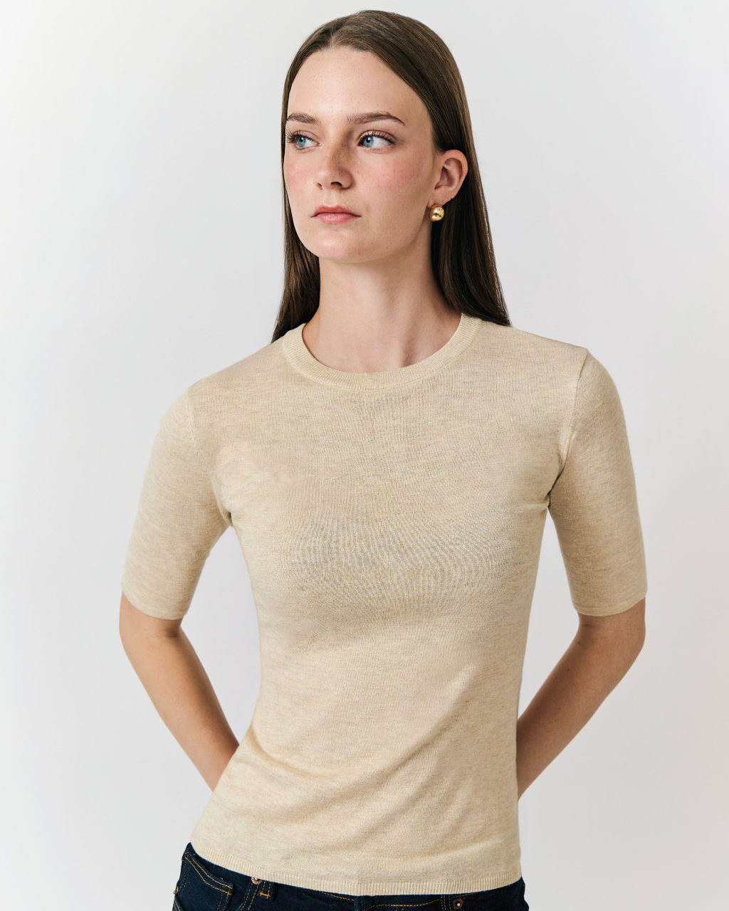 Été Parisien - Slim Knitted Cashmere Top in Beige