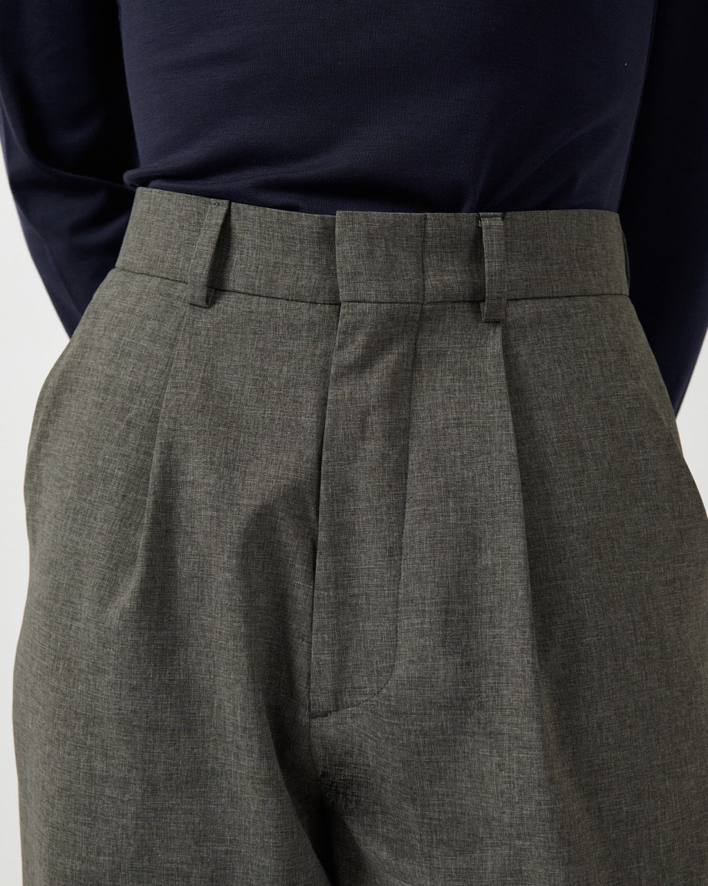 AIMER Core Essential - Straight Fit Trousers in Grey