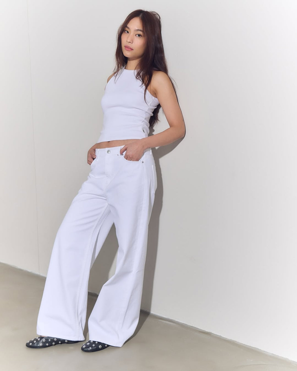 AIMER - 90s Baggy Jeans in White