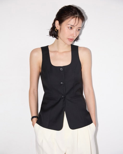 SS25 Elevated Office - U-Neck Suit Vest