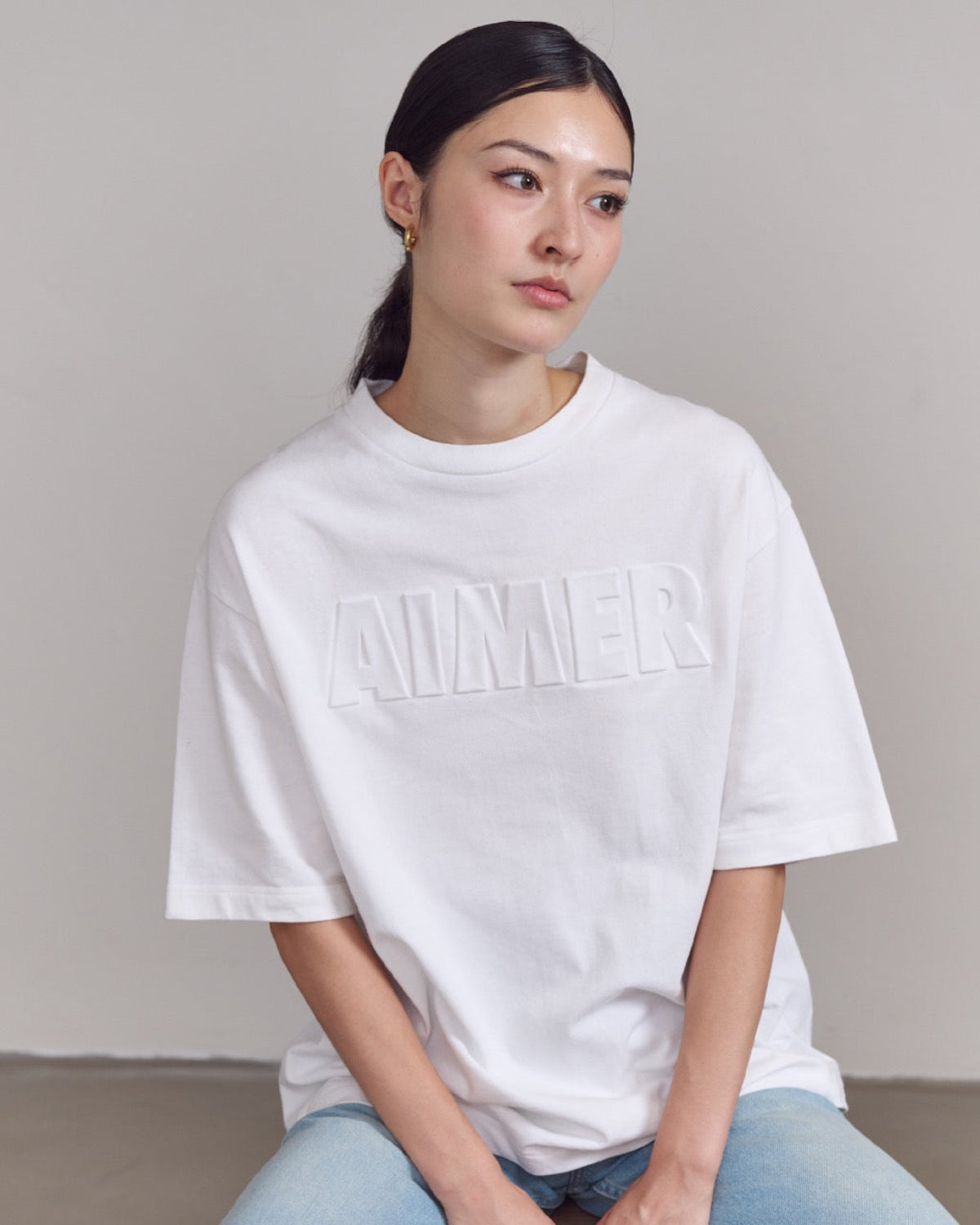 Aimerグッズ Tシャツ ■ blanc ■★★新品未開封★★希少★★S AIMER - Embossed T-Shirt in White – THE AIMER SHOP